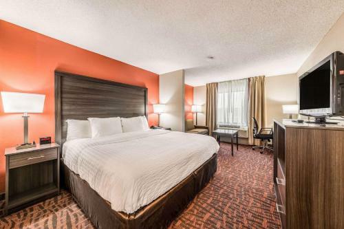 Hotel Clarion Inn Cornelius
