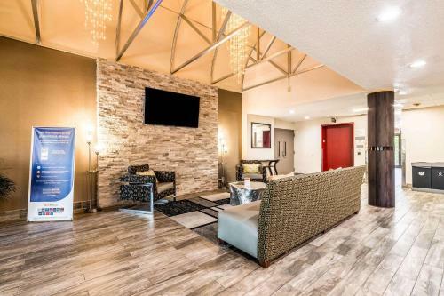 Hotel Clarion Inn Cornelius