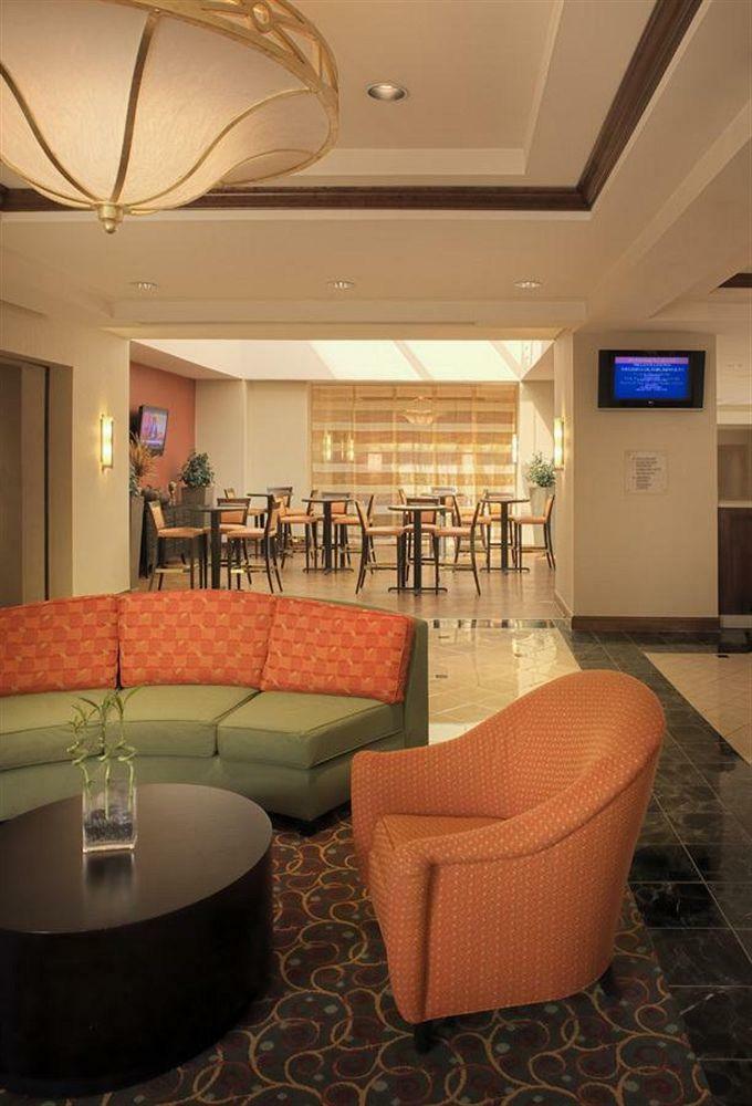 Hotel Crowne Plaza Charlotte Executive Park