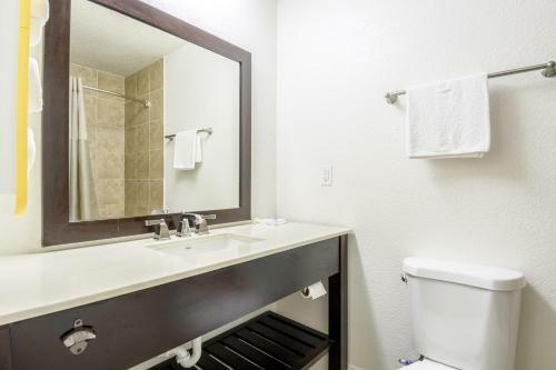 Motel 6 Charlotte Nc