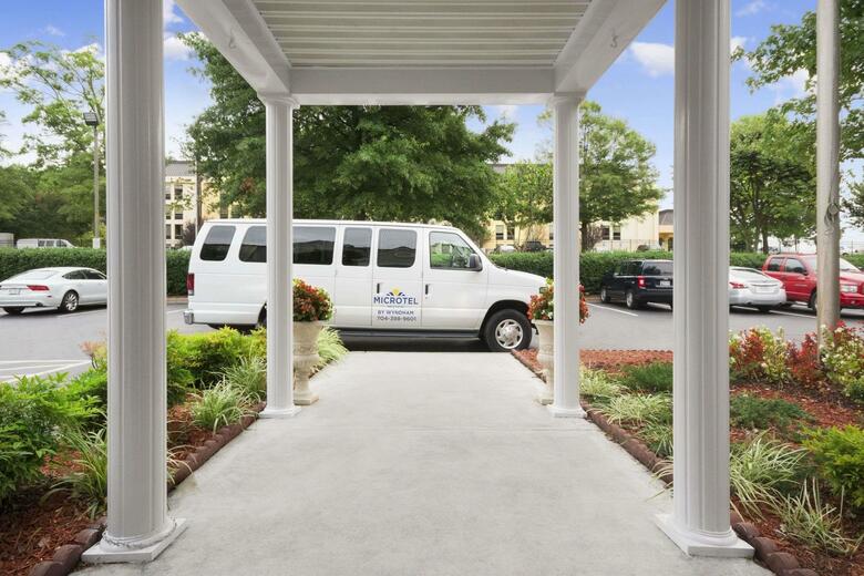 Hotel Microtel Inn By Wyndham Charlotte Airport