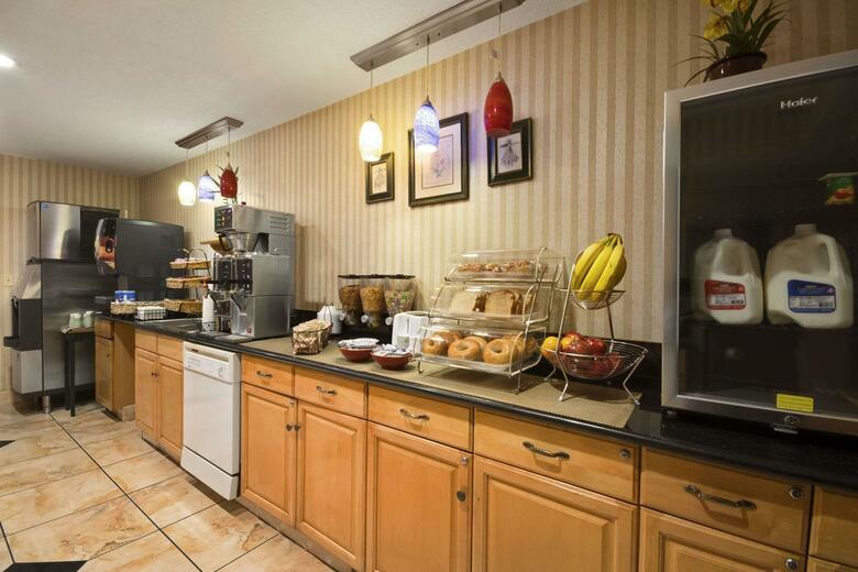 Hotel Microtel Inn By Wyndham Charlotte Airport