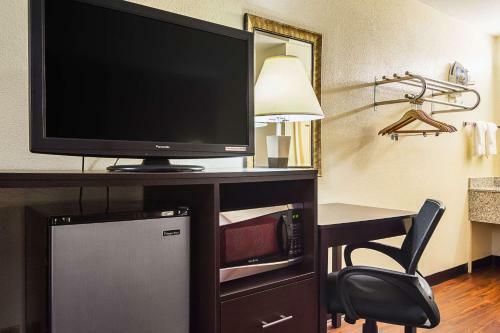 Hotel Econo Lodge Research Triangle Park