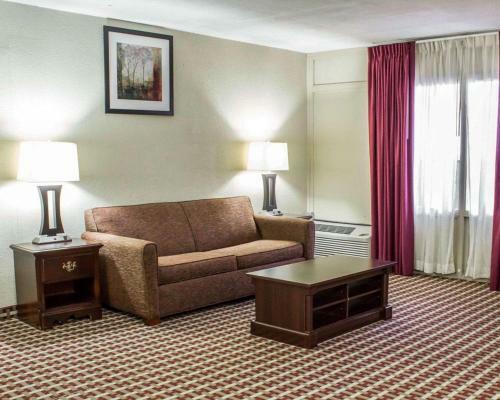 Hotel Quality Inn & Suites Fayetteville