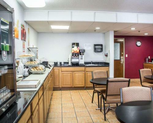Hotel Quality Inn & Suites Fayetteville
