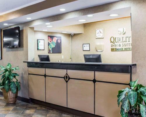 Hotel Quality Inn & Suites Fayetteville