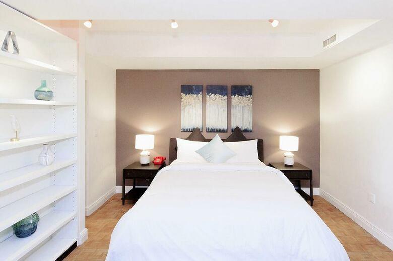 Bed & Breakfast Chelsea Pines Inn
