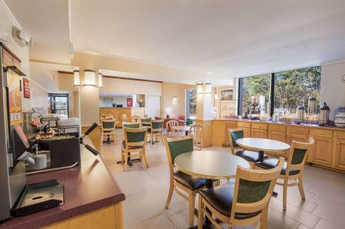 Hotel Econo Lodge Hendersonville