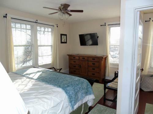 Bed & Breakfast The Charleston Inn