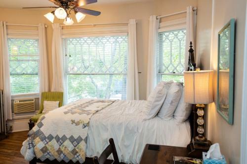 Bed & Breakfast The Charleston Inn