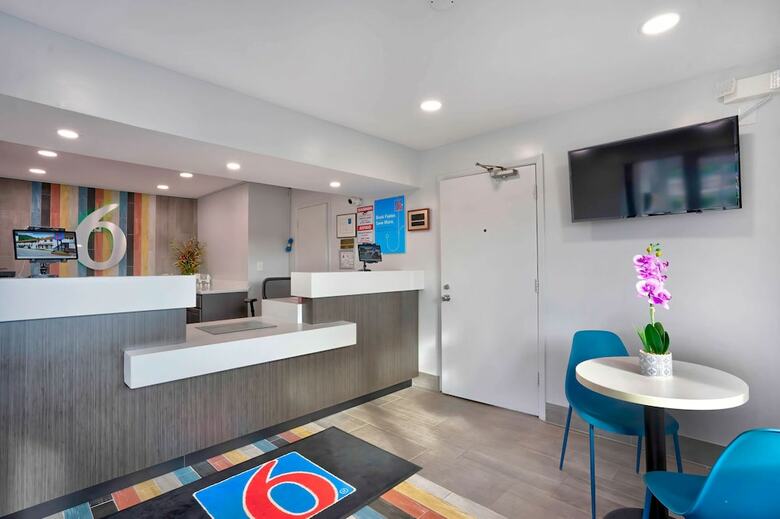 Motel 6 Lumberton