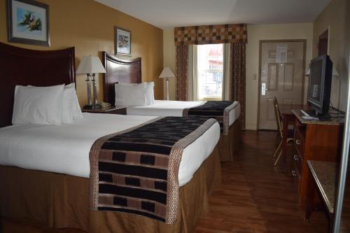 Motel Atkinson Inn & Suites