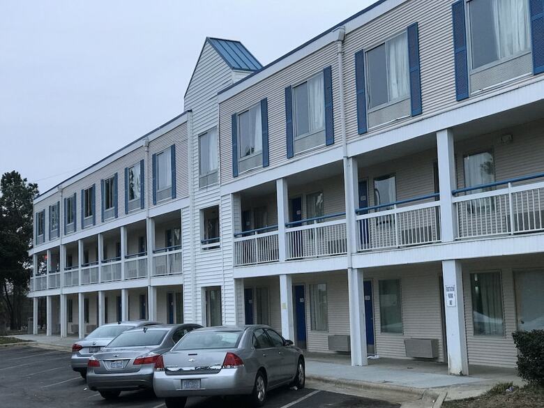 Hotel Motel 6 Raleigh - North