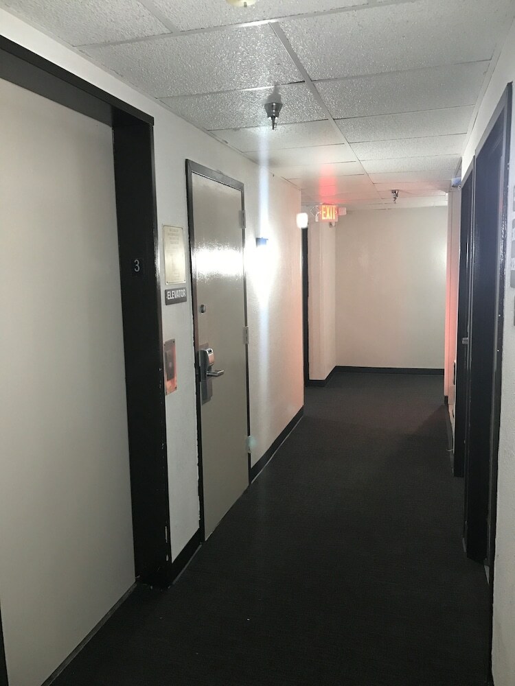 Hotel Motel 6 Raleigh - North