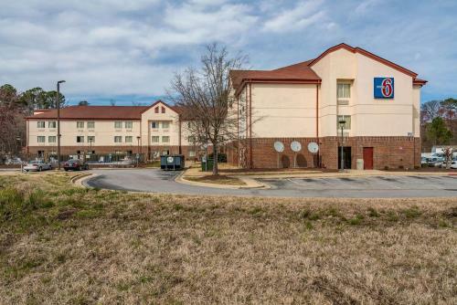 Motel 6 Rocky Mount