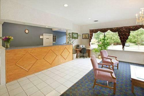 Motel Americas Best Value Inn - Shelby