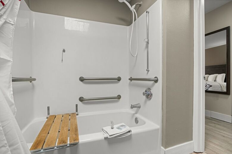 Magnuson Hotel Washington