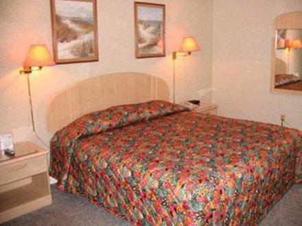 Motel The Carolinian Inn