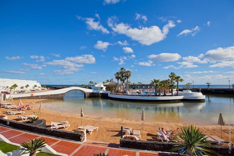 Apartamentos Sands Beach Resort