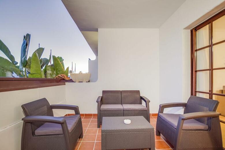Apartamentos Rosamar