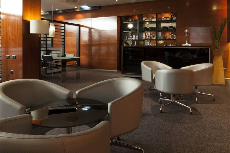 AC Hotel Le�n San Antonio By Marriott