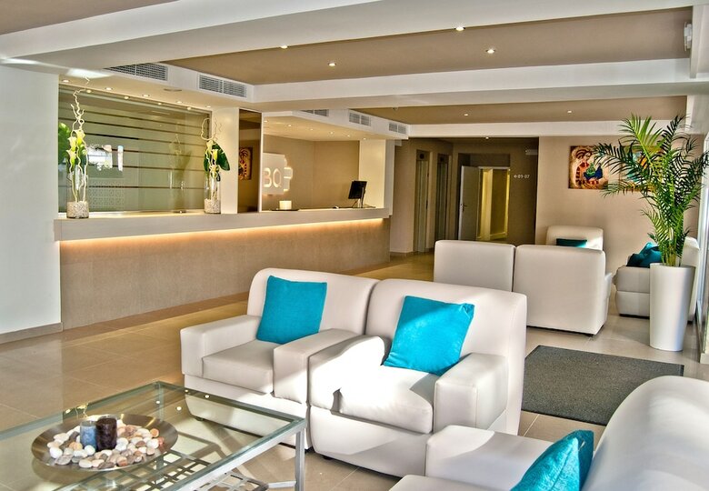 Hotel Apolo