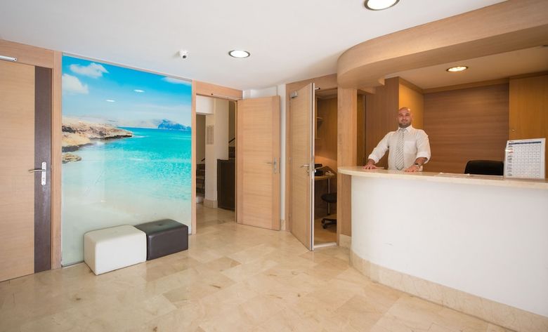 Apartamentos Embat