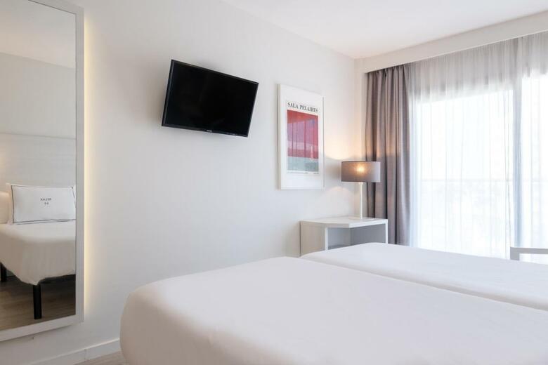 Helios Hotel