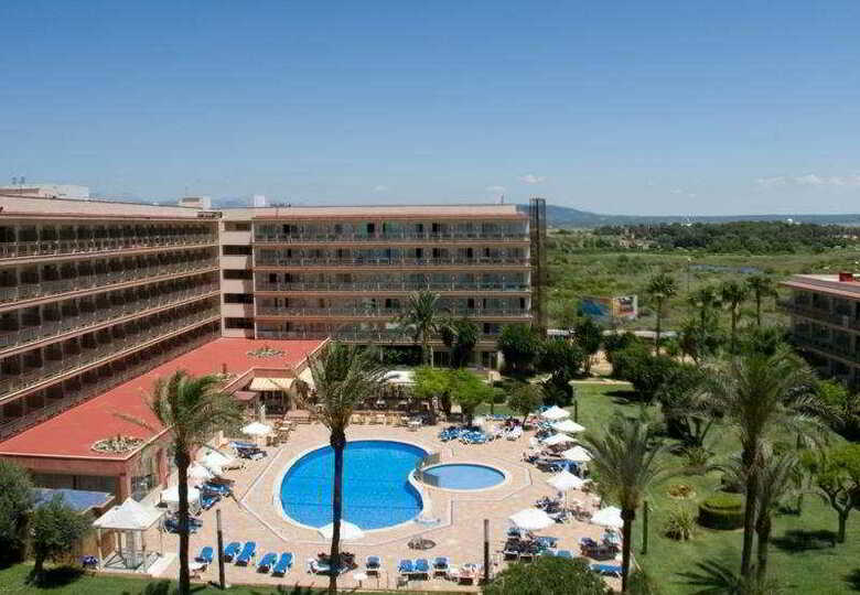 Helios Hotel