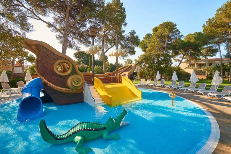 Aparthotel Protur Floriana Resort