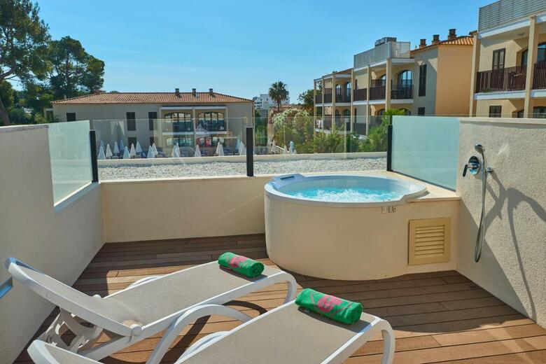 Aparthotel Protur Floriana Resort