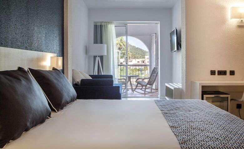 Hotel Catalonia Del Mar