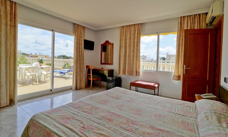 Hotel Amoros