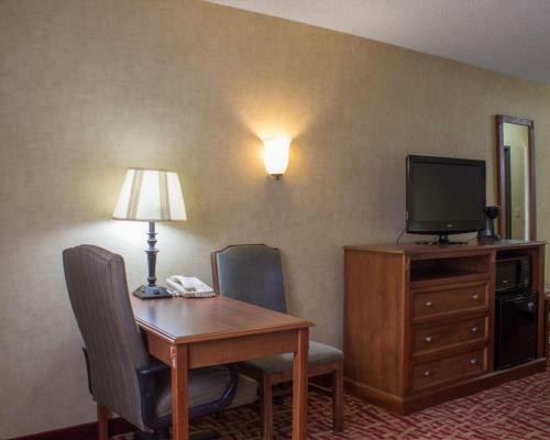 Hotel Rodeway Inn Grand Forks