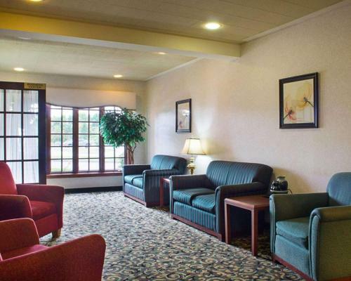 Hotel Rodeway Inn Grand Forks