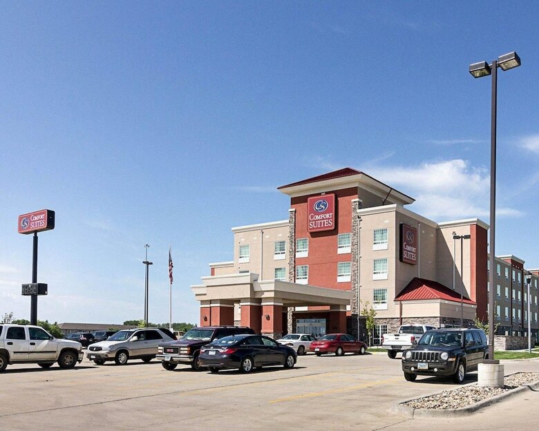 Hotel Comfort Suites Minot