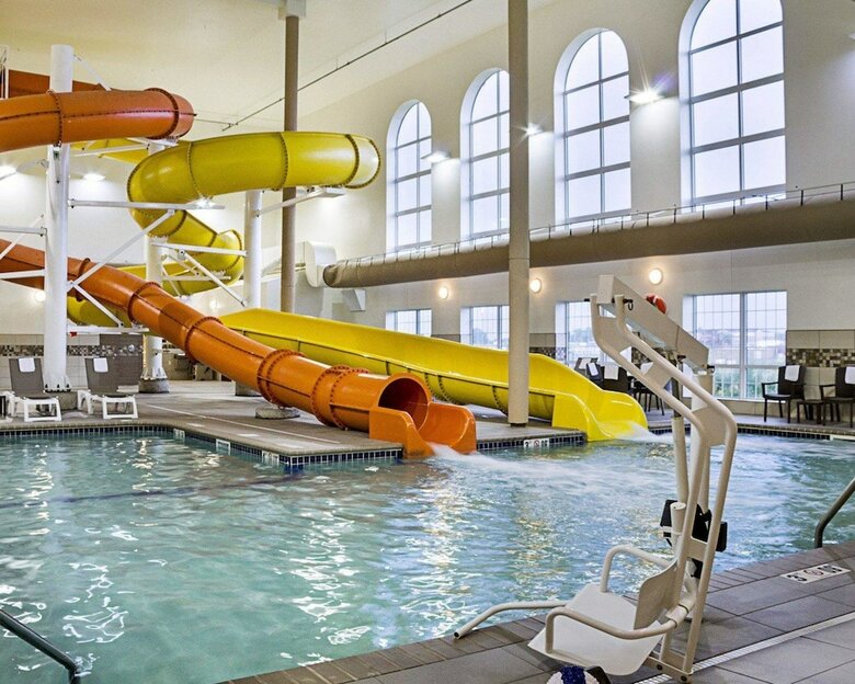 Hotel Comfort Suites Minot