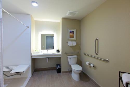 Hotel Holiday Inn Express Fargo Sw I94