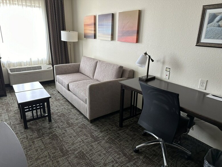 Hotel Staybridge Suites Minot