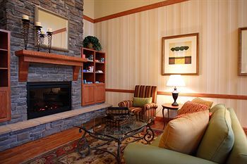 Hotel Country Inn & Suites Grand Forks