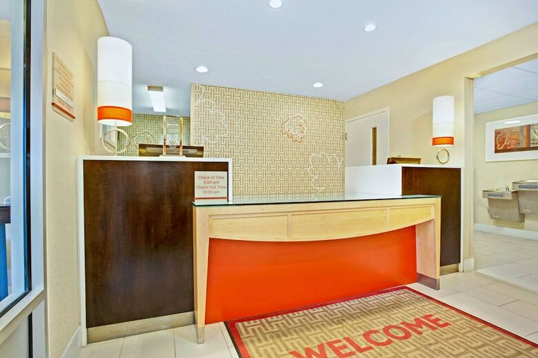 Hotel Hawthorn Suites Cincinnati Blue Ash
