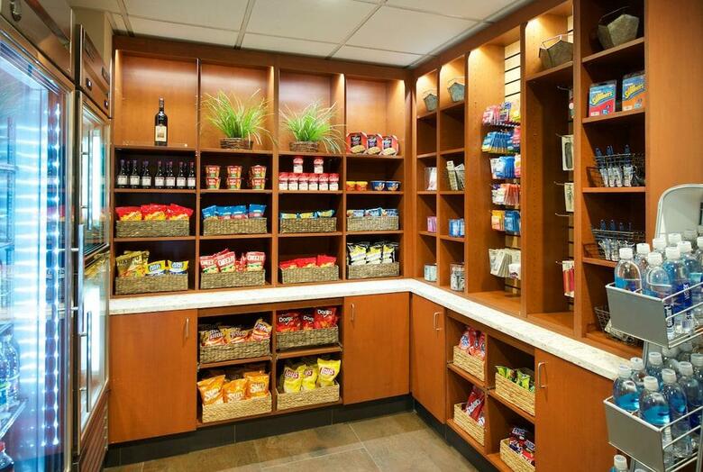 Hotel Embassy Suites By Hilton Cincinnati Northeast - Blue Ash