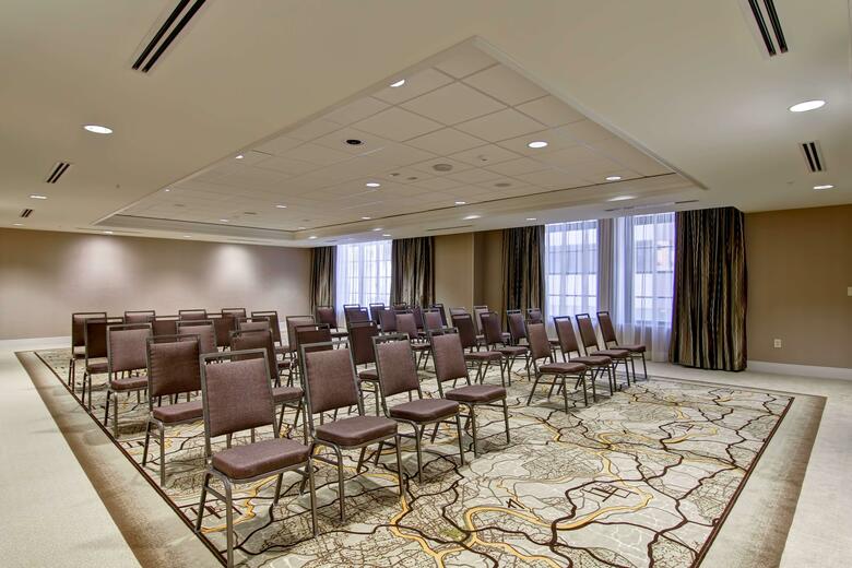 Hotel Hampton Inn And Suites Cincinnati - Downtown