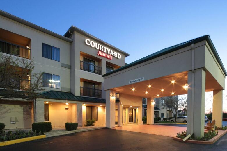 Hotel Courtyard By Marriott Dayton North