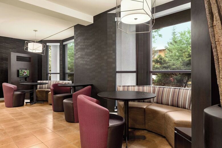 Hotel Courtyard By Marriott Dayton North