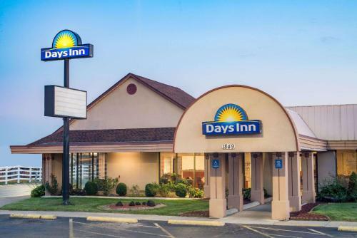 Posada Days Inn Grove City