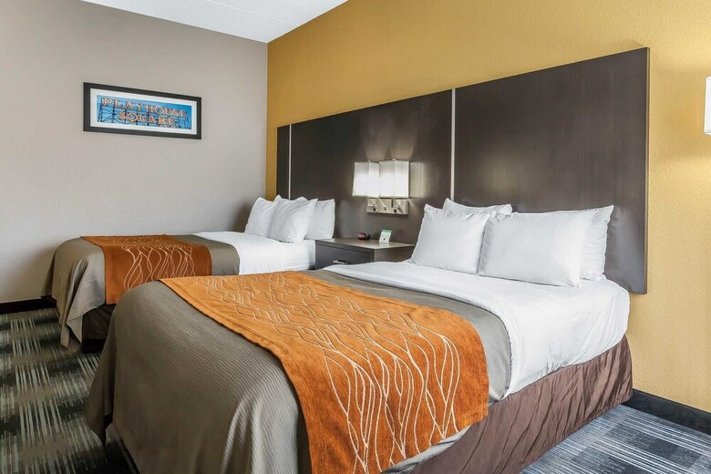 Hotel Comfort Inn Cleveland Airport