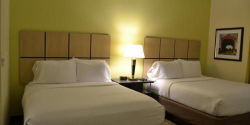 Hotel Candlewood Suites St Clairsville
