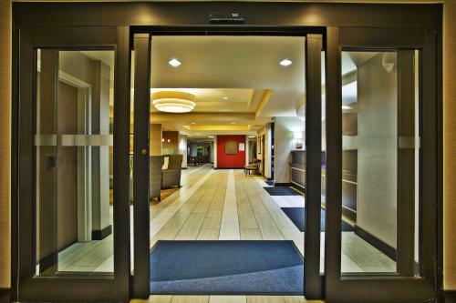 Hotel Holiday Inn Express & Suites Springfield