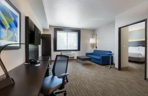 Holiday Inn Express Hotel & Suites Eugene Downtown - University